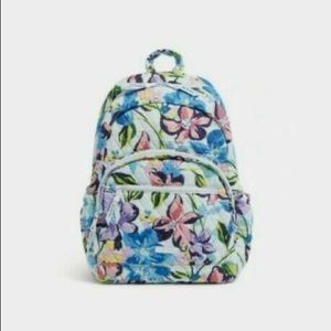 NWT Vera Bradley Essential Backpack in Marian Floral